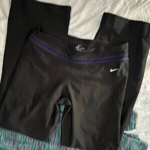 NIKE boot cut size large active wear black pants womens leggings   athletic